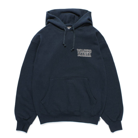 WACKO MARIA(ワコマリア)2024年秋冬コレクション「天国東京」より、HEAVY WEIGHT PULLOVER HOODED SWEAT SHIRT TYPE-2 24FW-WMC-SS04ネイビーを入荷致しました。
肉厚のスウェットボディーにに、背中と左胸に「WACKO MARIA」のロゴをプリント。
左裾に「GUILTY PARTIES」のピスネーム。
大き目のフード、ゆったりとしたシルエットに仕上げています。
前面。