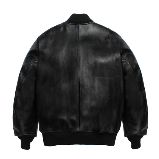 WACKO MARIA(ワコマリア)2026年秋冬先行コレクションから、LEATHER MA-1 FLIGHT JACKET (TYPE-2) 26FWE-WMO-BL02を入荷致しました。MA1ジャケットを、柔らかく体に馴染みやすいシープスキン(羊革)で製作した新作アイテム。背面
