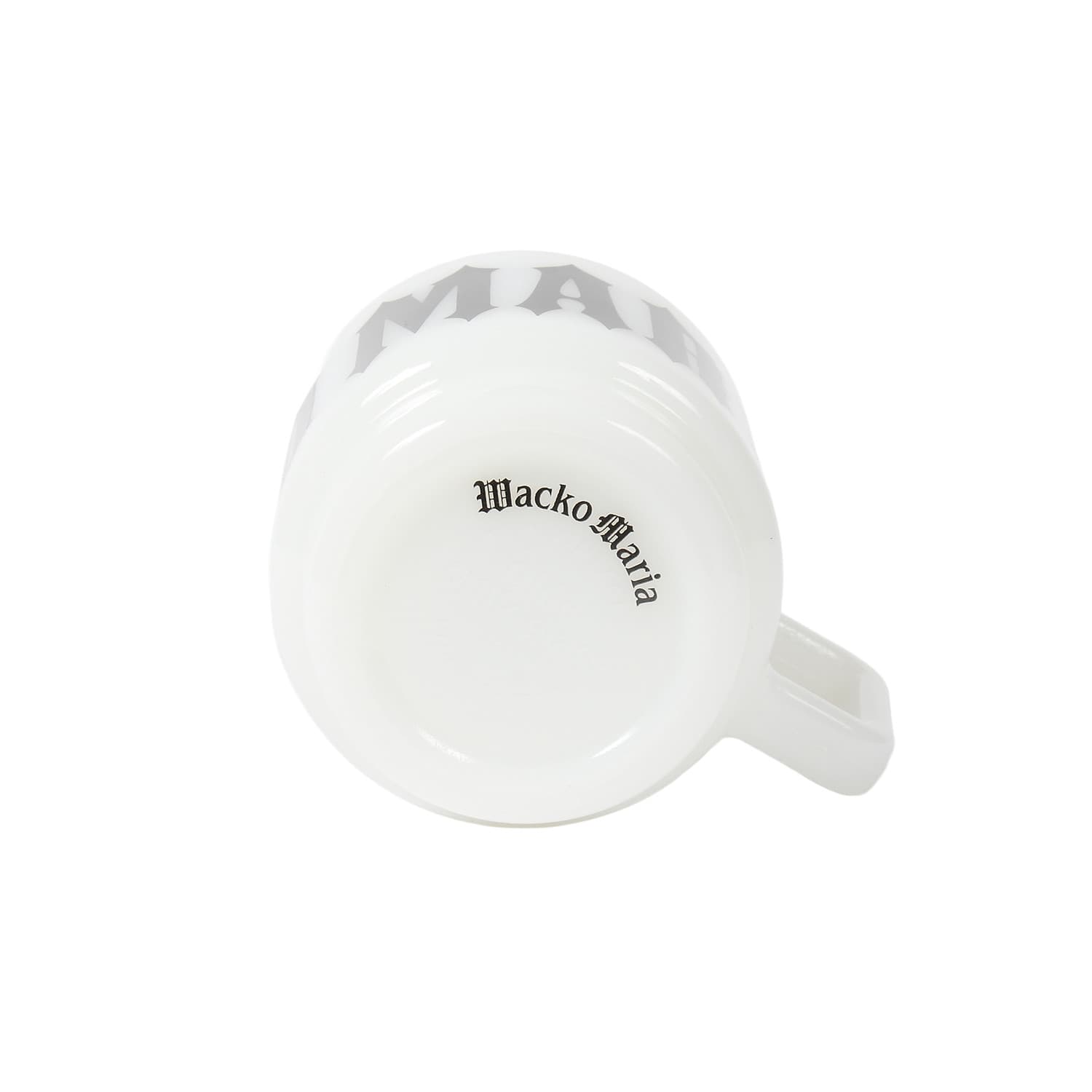 WACKO MARIA（ワコマリア）2025年秋冬コレクション「天国東京」より、ボリシケイトガラスで製作されたマグカップ MILK GLASS MUG&nbsp; 25FW-WMA-MC01のホワイトを入荷致しました。
耐熱性や耐衝撃に優れたボリシケイトガラス製。「WACKO MARIA」のロゴプリント。底面