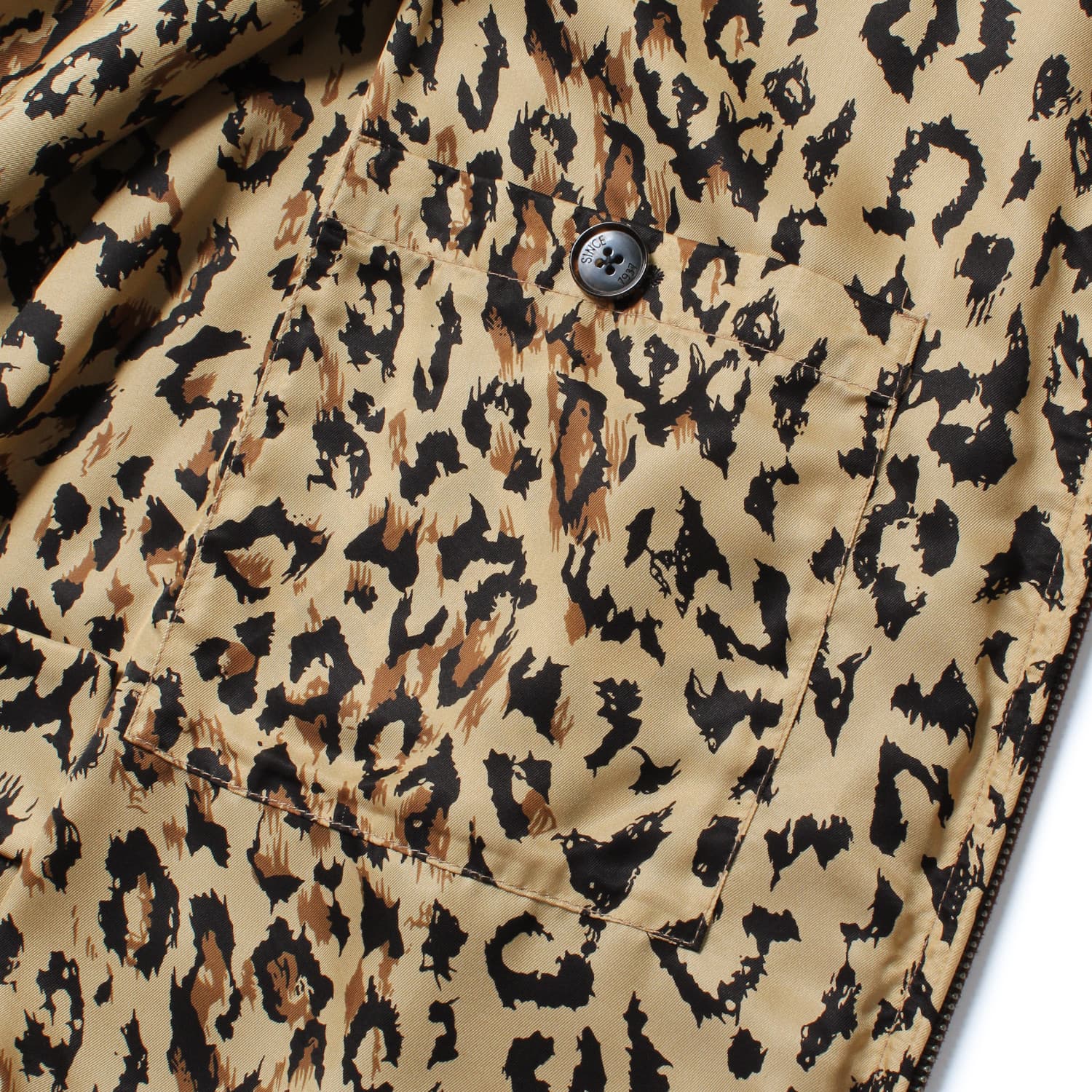 WACKO MARIA（ワコマリア）2025年秋冬コレクション「天国東京」から、イギリス発のブランド「BARACUTA (バラクータ」とのオフィシャルコラボレーションで制作された BARACUTA / SUEDE G9 HARRINGTON JACKET 25FW-WMO-BC01 ブラウンを入荷。UP3