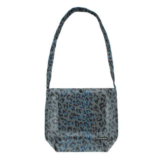 WACKO MARIA（ワコマリア）2026年春夏コレクション「天国東京」から、新進気鋭のブランド「SPEAK EASY」とのコラボレーションショルダーバッグ SPEAK EASY / LEOPARD MESH SHOULDER BAG 26SS-WMA-BG11。グレー