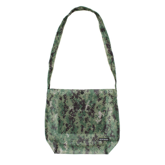 WACKO MARIA（ワコマリア）2026年春夏コレクション「天国東京」から、新進気鋭のブランド「SPEAK EASY」とのコラボレーションショルダーバッグ SPEAK EASY / DIGITAL CAMO MESH SHOULDER BAG 26SS-WMA-BG12を入荷しました。