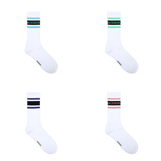 WACKO MARIA（ワコマリア）2026年春夏コレクション「天国東京」から、ポリウレタン混の伸縮性のあるスポーツソックス&nbsp;LOGO JACQUARD SOCKS 26SS-WMA-SS02を4色入荷致しました。

しっかりとした厚みを持ち伸縮性に優れたボディーに「WACKO MARIA」のロゴを織り込んだスポーツソックス。
スニーカーとの相性は抜群です。