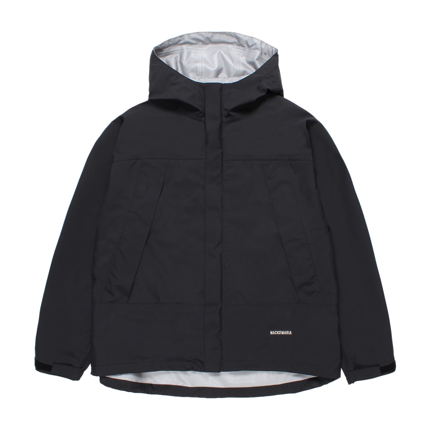 WACKO MARIA（ワコマリア）2026年春夏コレクション「天国東京」から、3層構造のポリエステル生地で制作された新型のマウンテンパーカー 3 LAYER MOUNTAIN PARKA 26SS-WMO-OD03のブラック前面。