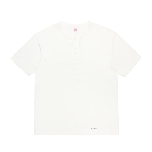 WACKO MARIA（ワコマリア）2026年春夏コレクション「天国東京」から、ヘンリーネックTシャツが代名詞のアメリカのブランド「HEALTHKNIT（ヘルスニット）」社とのオフィシャルコラボレーションTシャツ、HEALTHKNIT / HENLEY NECK T-SHIRT 26SS-WMT-HK01。前面。