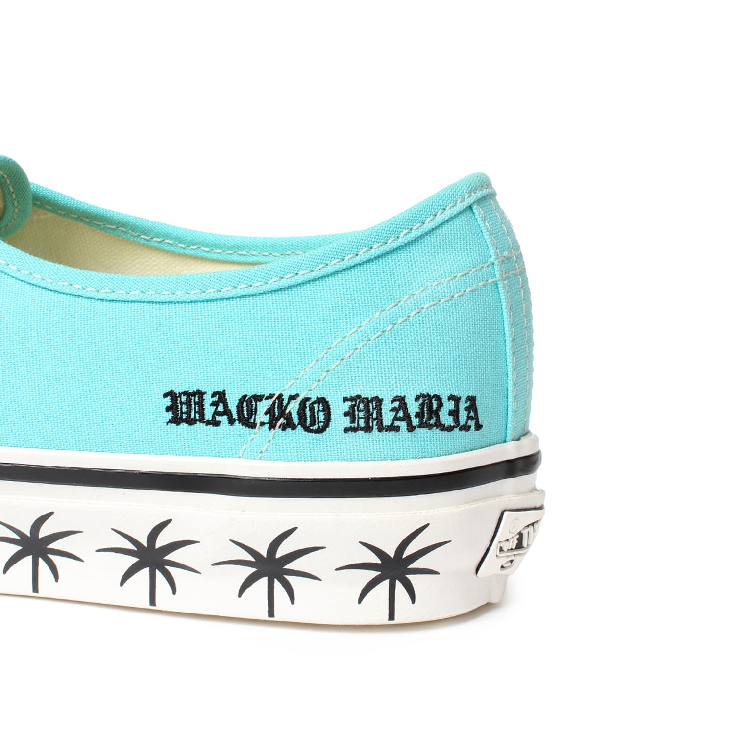 WACKO MARIA（ワコマリア）2025年秋冬先行コレクションから、アメリカのスニーカーブランド「VANS(バンズ)」社とのコラボレーションで制作されたローカットスニーカー VANS / LX AUTHENTIC 44 VANS-WM-SH07 ホワイト。ヒール部外側。